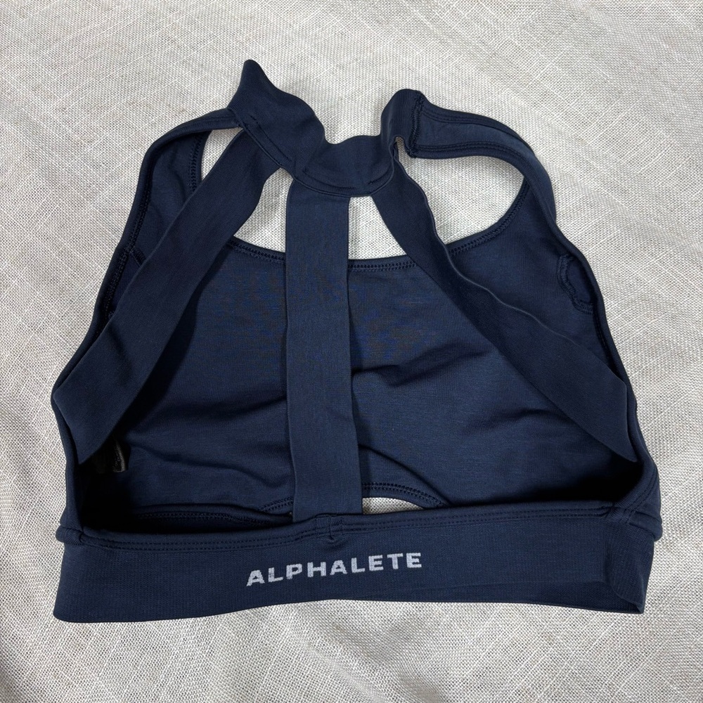 Alphalete Bra - Picture 2 of 5